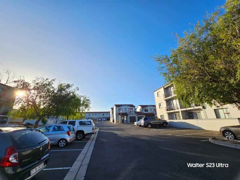 2 Bedroom Property for Sale in Parklands Western Cape